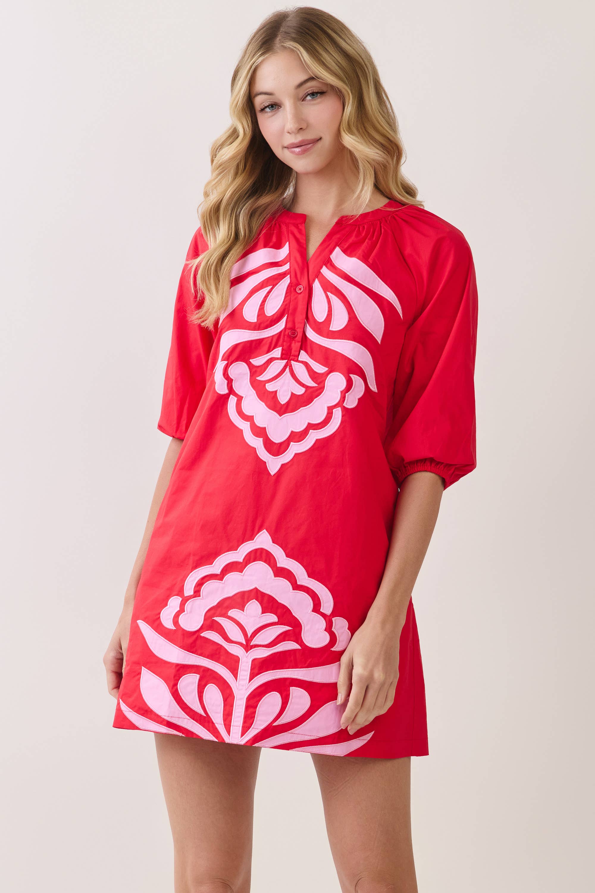 Red Contrast Appliqué Shift Mini Dress