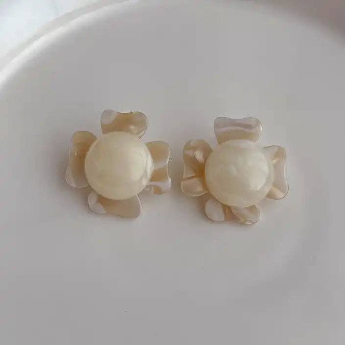 Amelia - Champagne Sparkle Earring