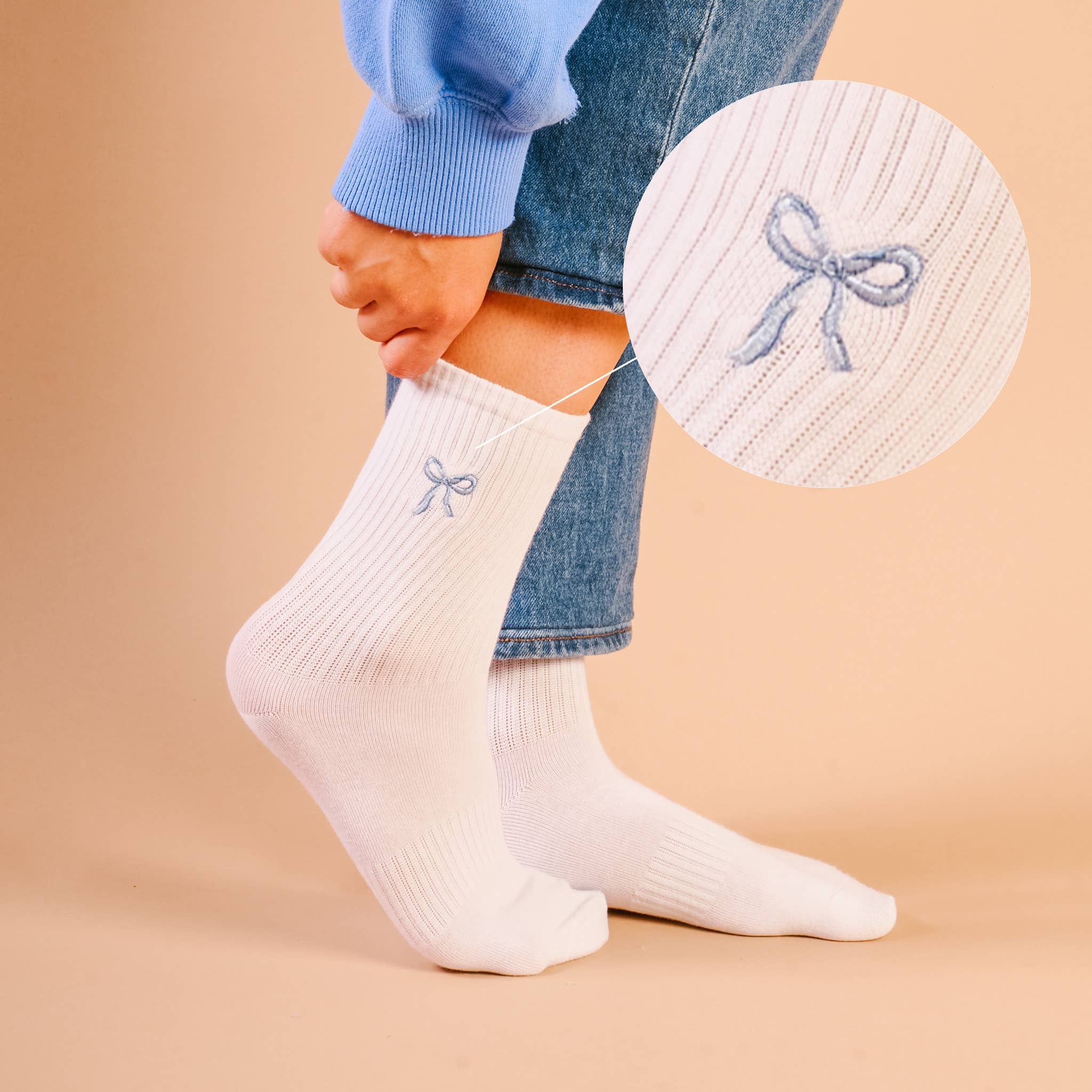 Embroidered Crew Socks-Blue Bow