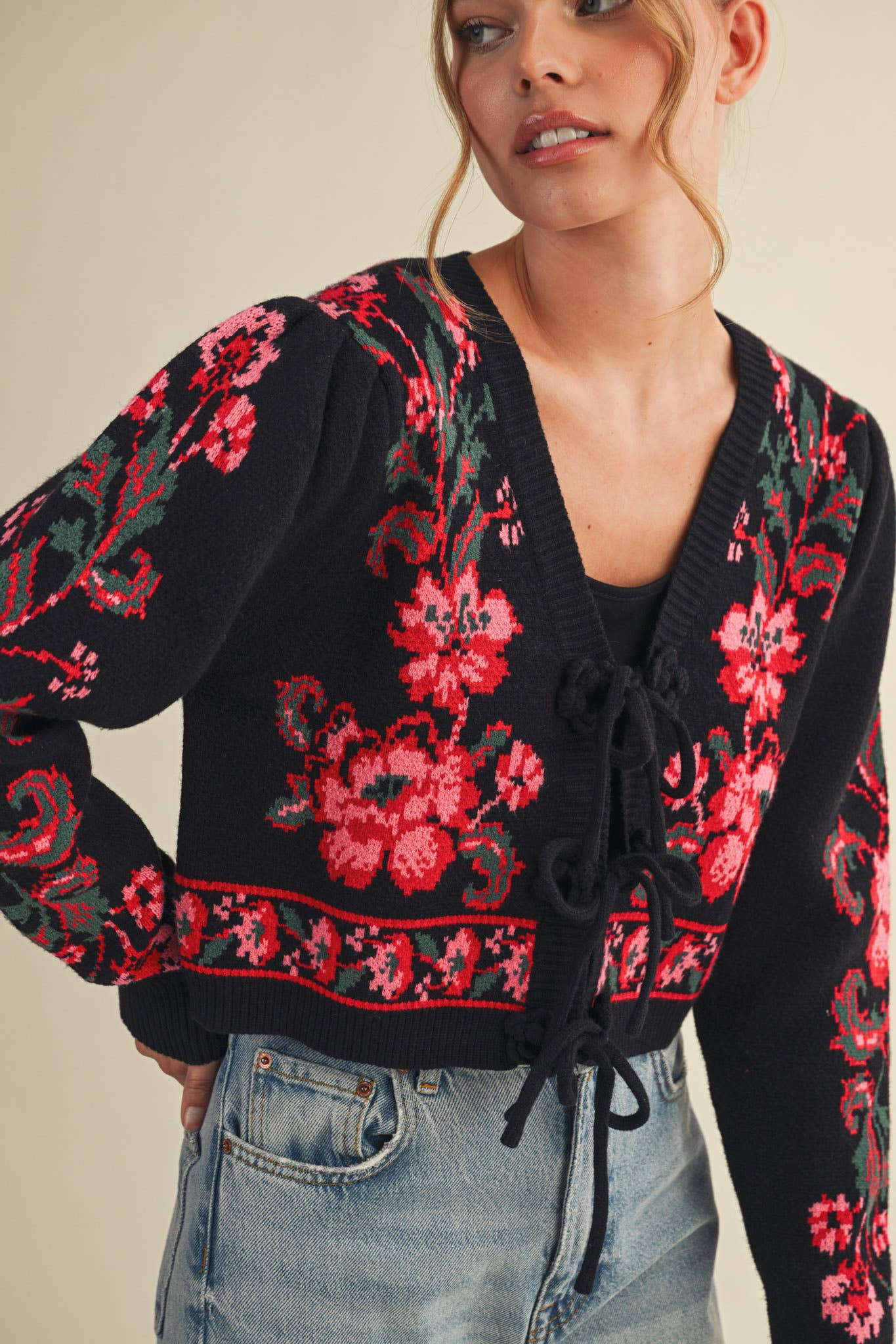 BLACK FLORAL KNIT TIE-FRONT CROPPED SWEATER CARDIGAN