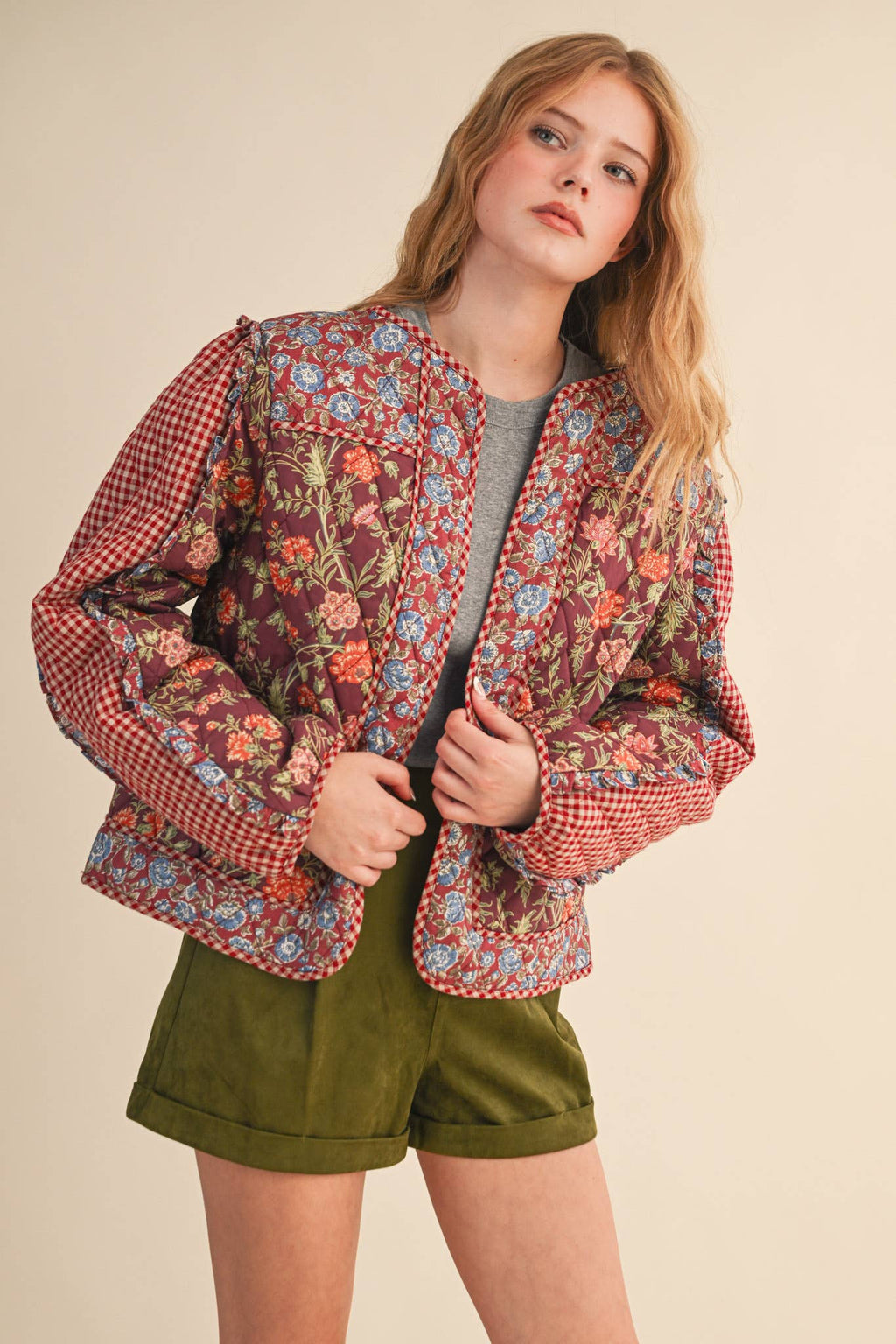 BURGUNDY MIXED PRINT QUILTED JACKET WITH RUFFLE TRIM