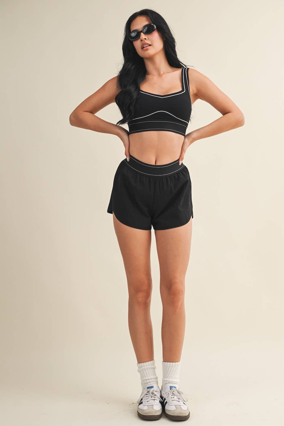 Contrast Trim Sports Bra | Black