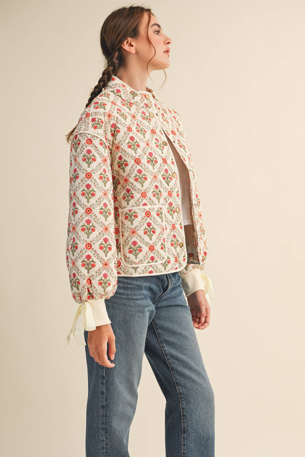 FLORAL QUILTED JACKET WITH RIBBON DETAIL | Ivory Red Floral