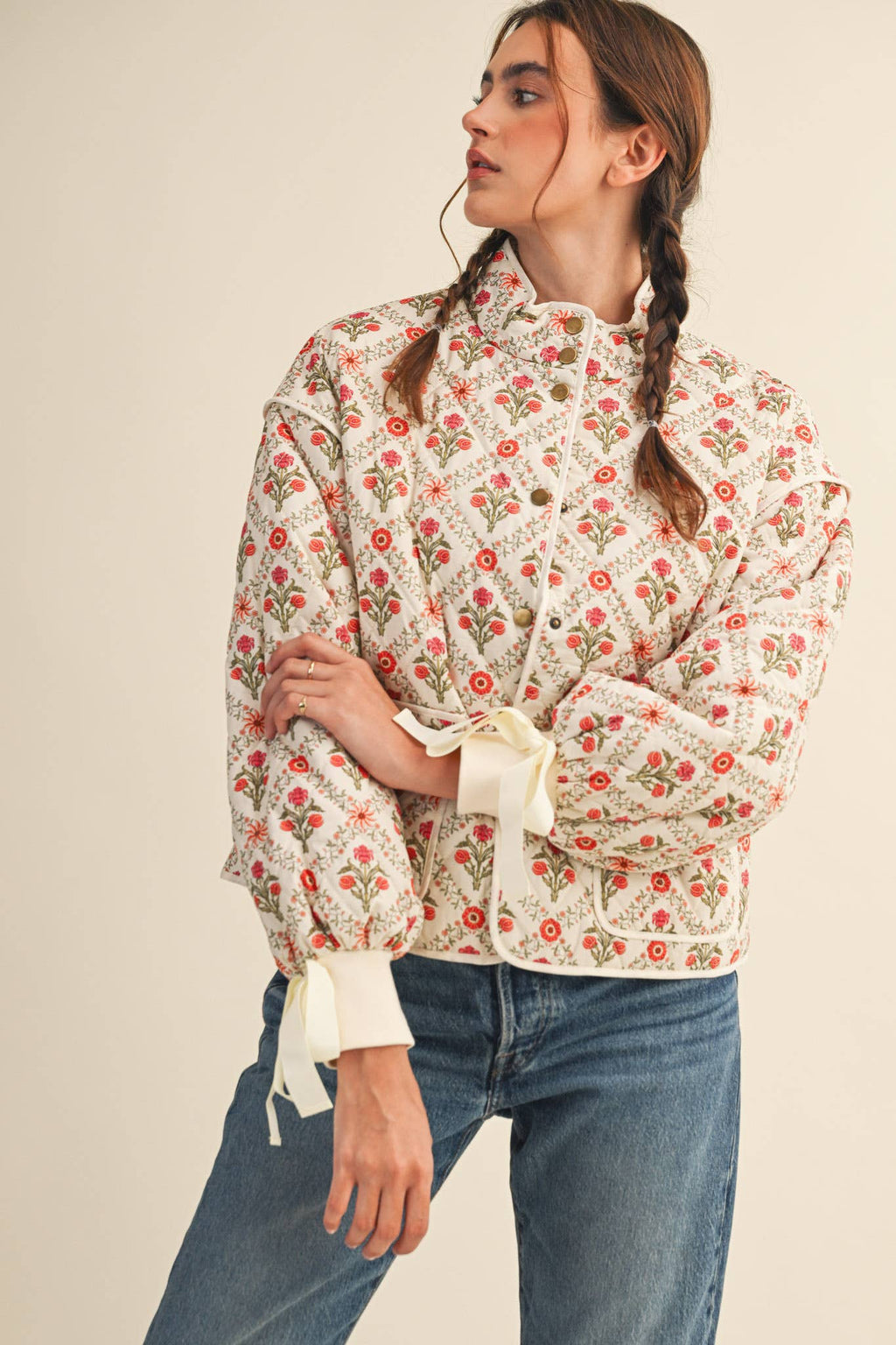 FLORAL QUILTED JACKET WITH RIBBON DETAIL | Ivory Red Floral