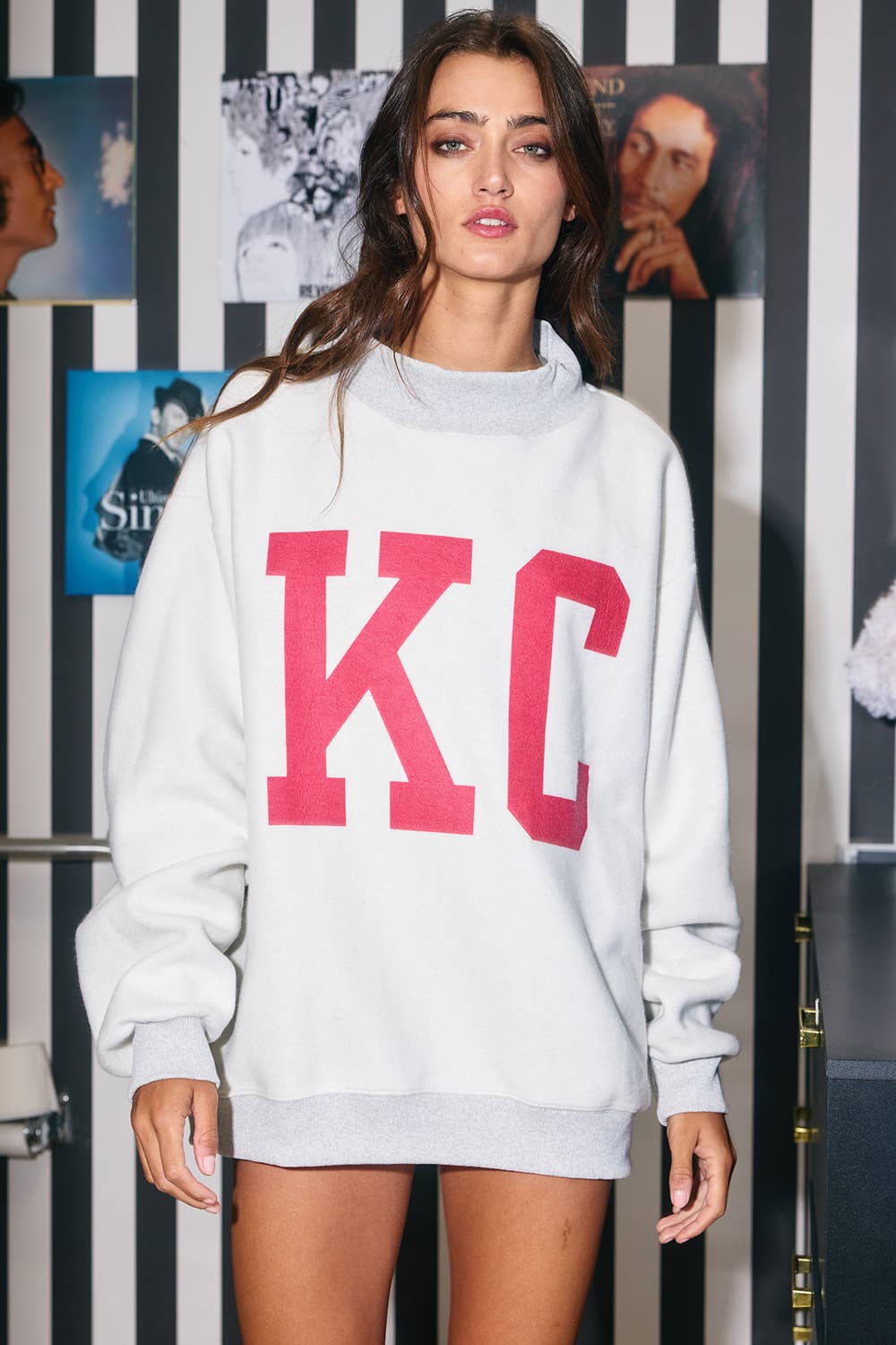 'KANSAS CITY & KC' Reversible Mockneck Sweatshirt | HEATHER GRAY/CRIMSON