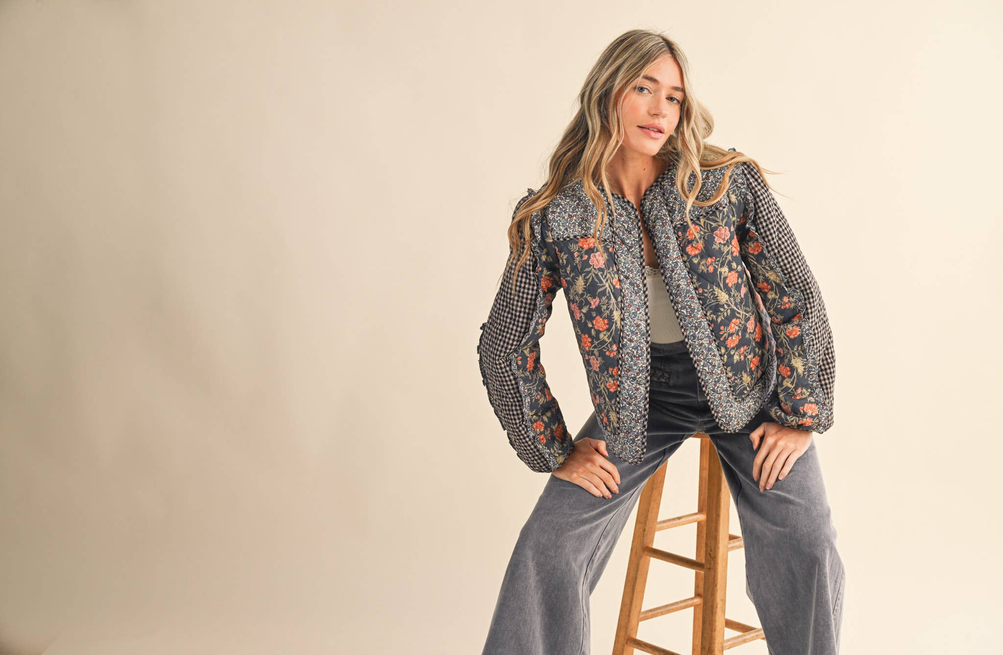 BURGUNDY MIXED PRINT QUILTED JACKET WITH RUFFLE TRIM