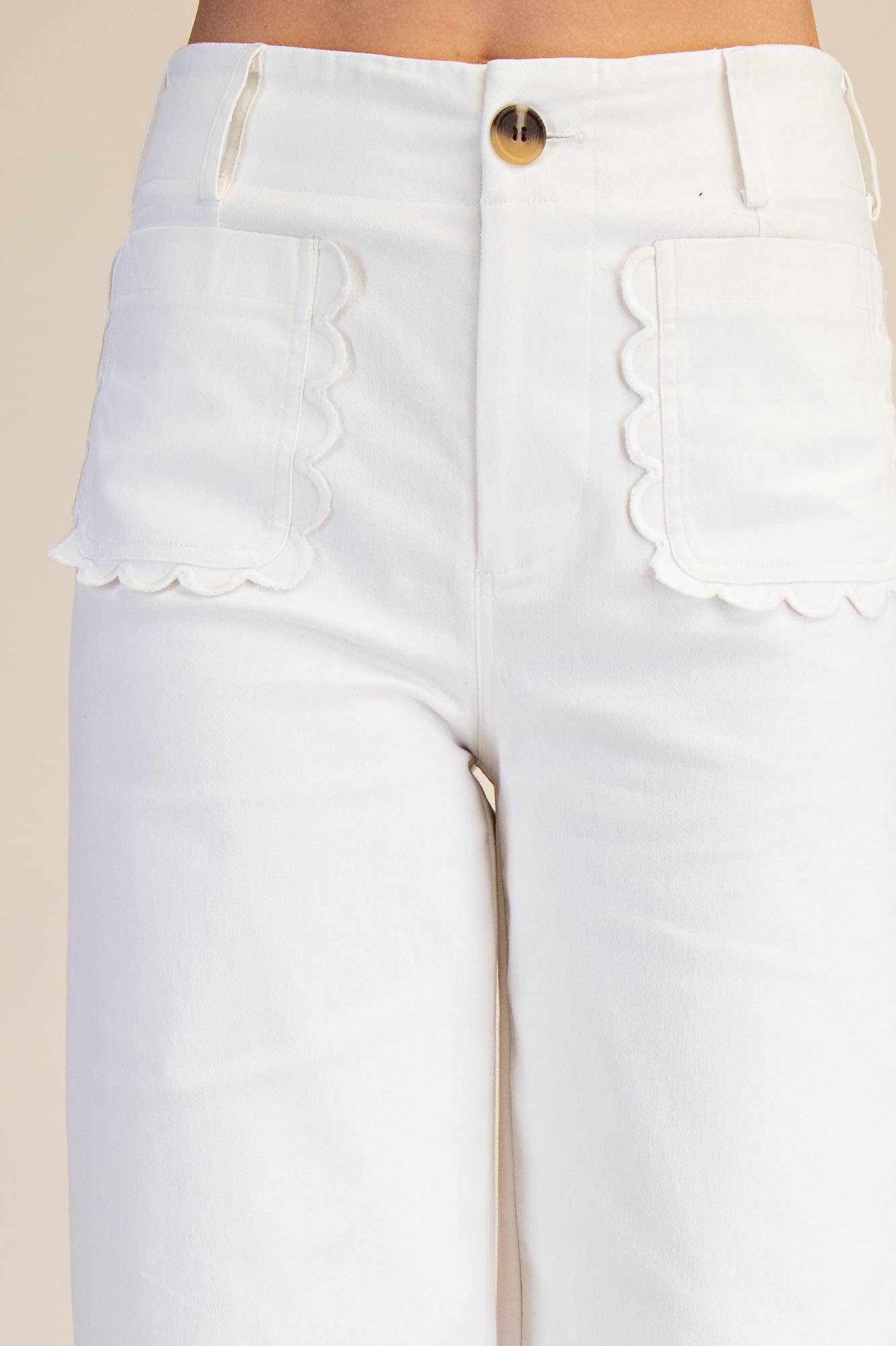 Colette Wide-Leg Scallop Pocket Pants | White
