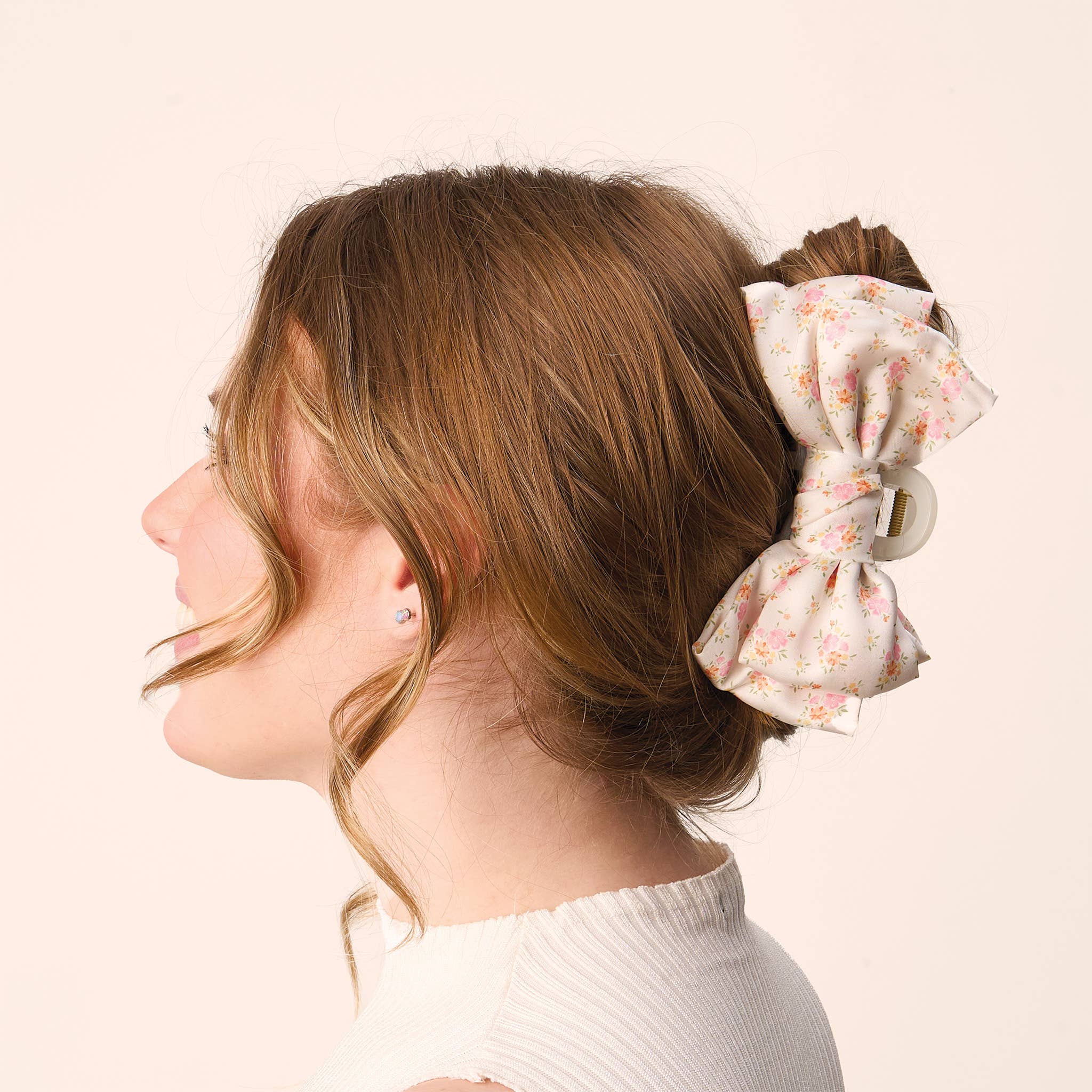 Daydream Cream Satin Bow Claw Clip