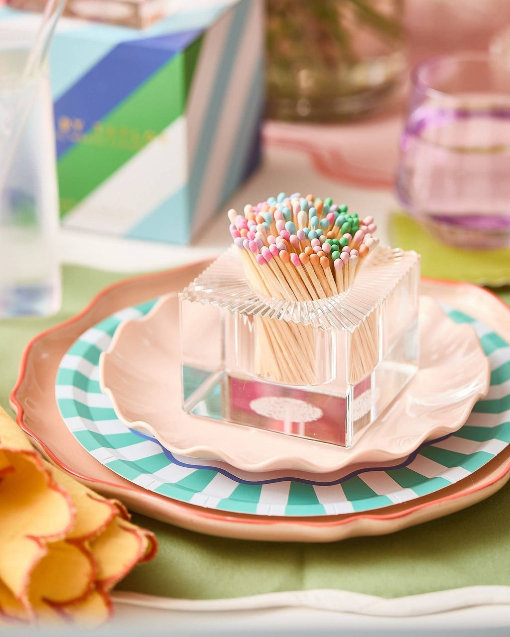 Square Match Striker | Confetti Matches