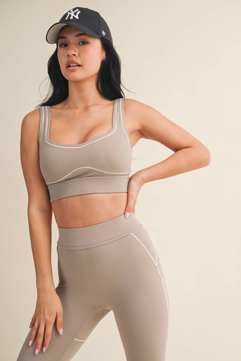 Contrast Trim Sports Bra | Black