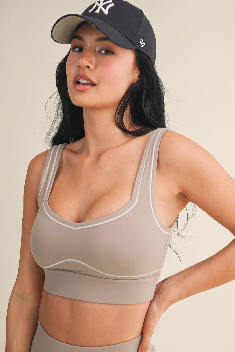 Contrast Trim Sports Bra | Black