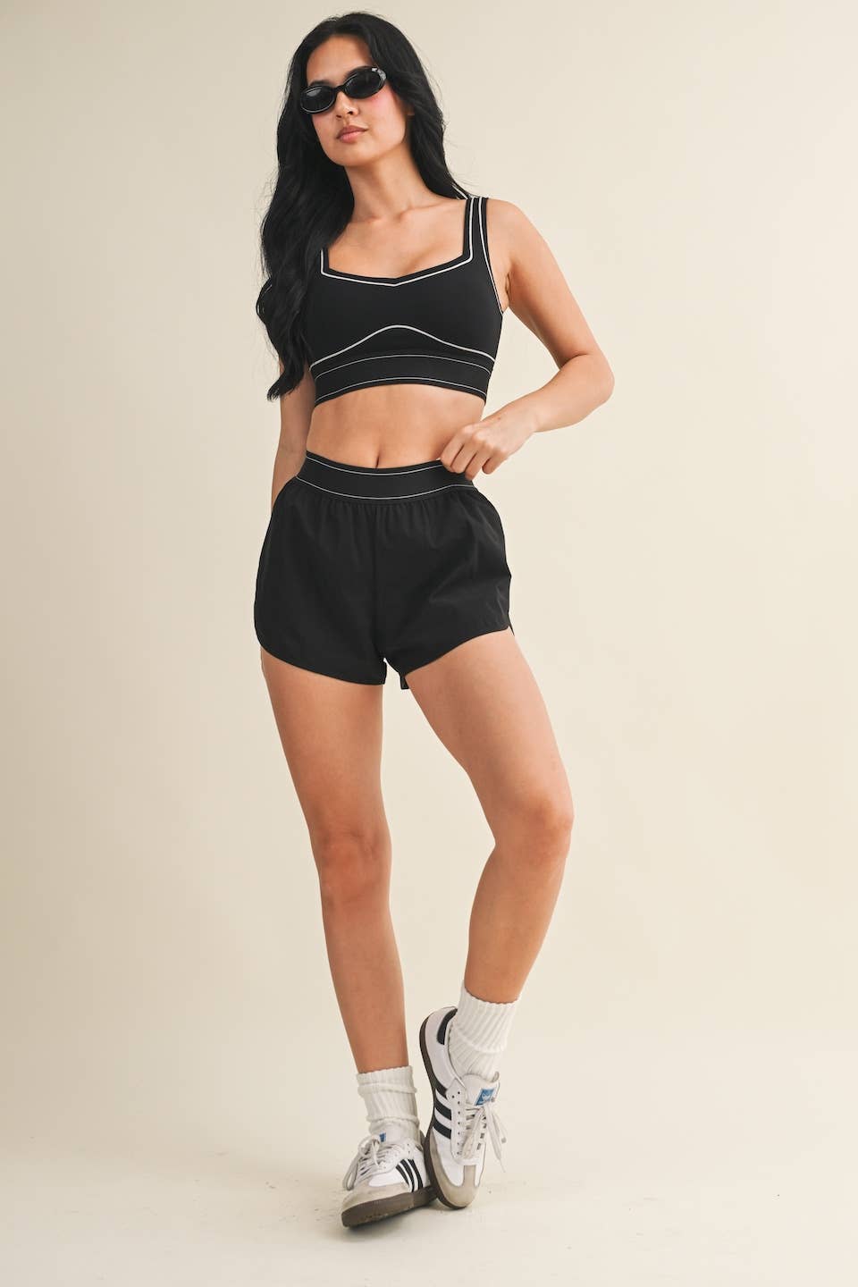 Contrast Trim Sports Bra | Black
