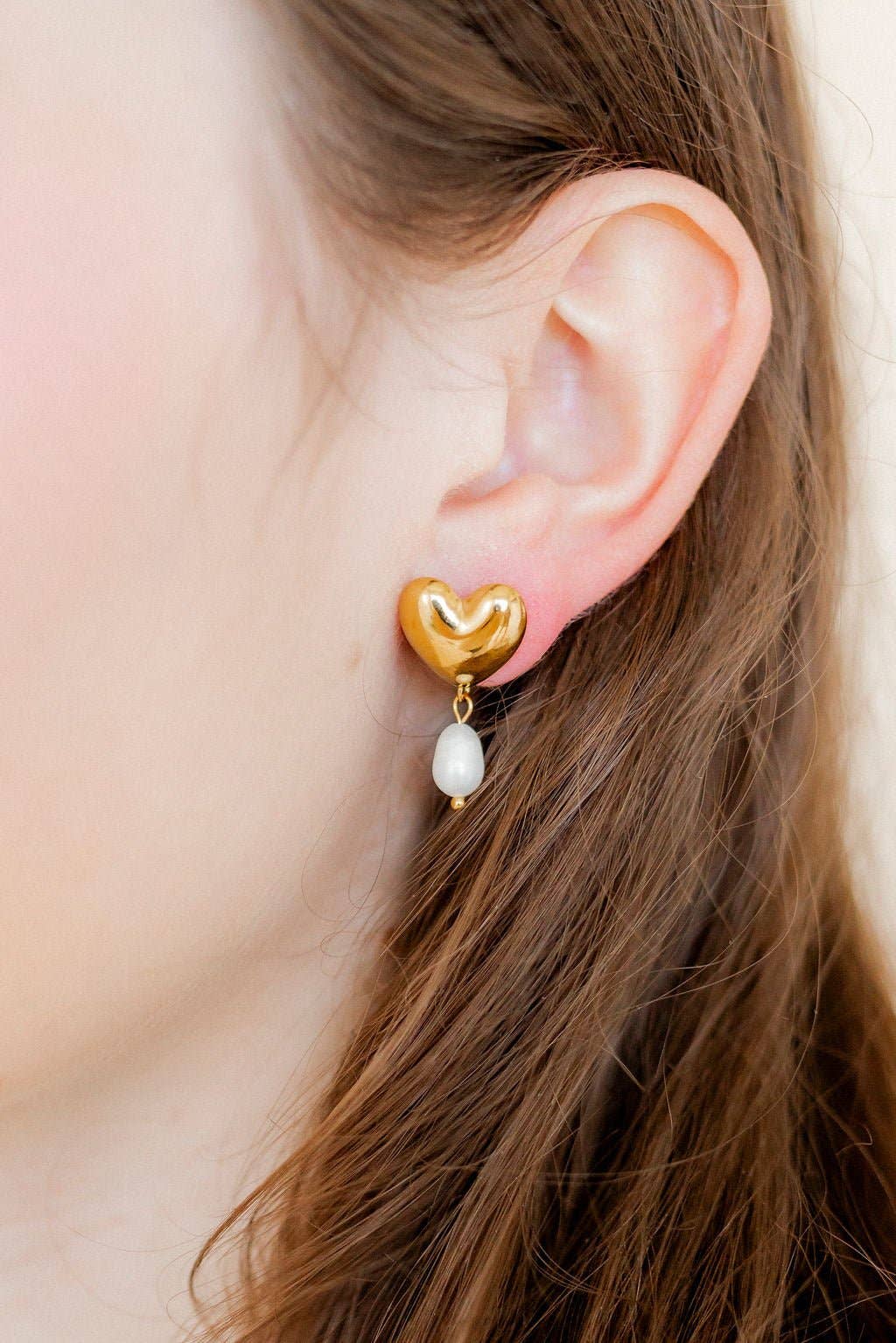 Dani Dangle Heart Earrings