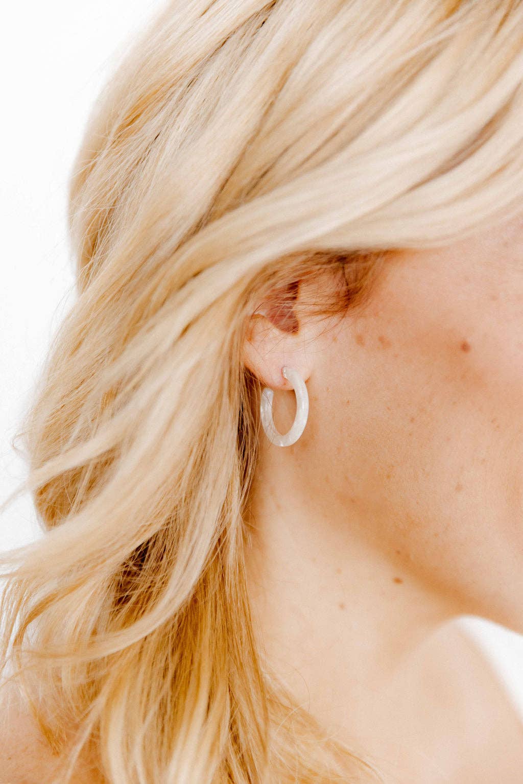 Holly - Mini Hoop - Ivory Pearl