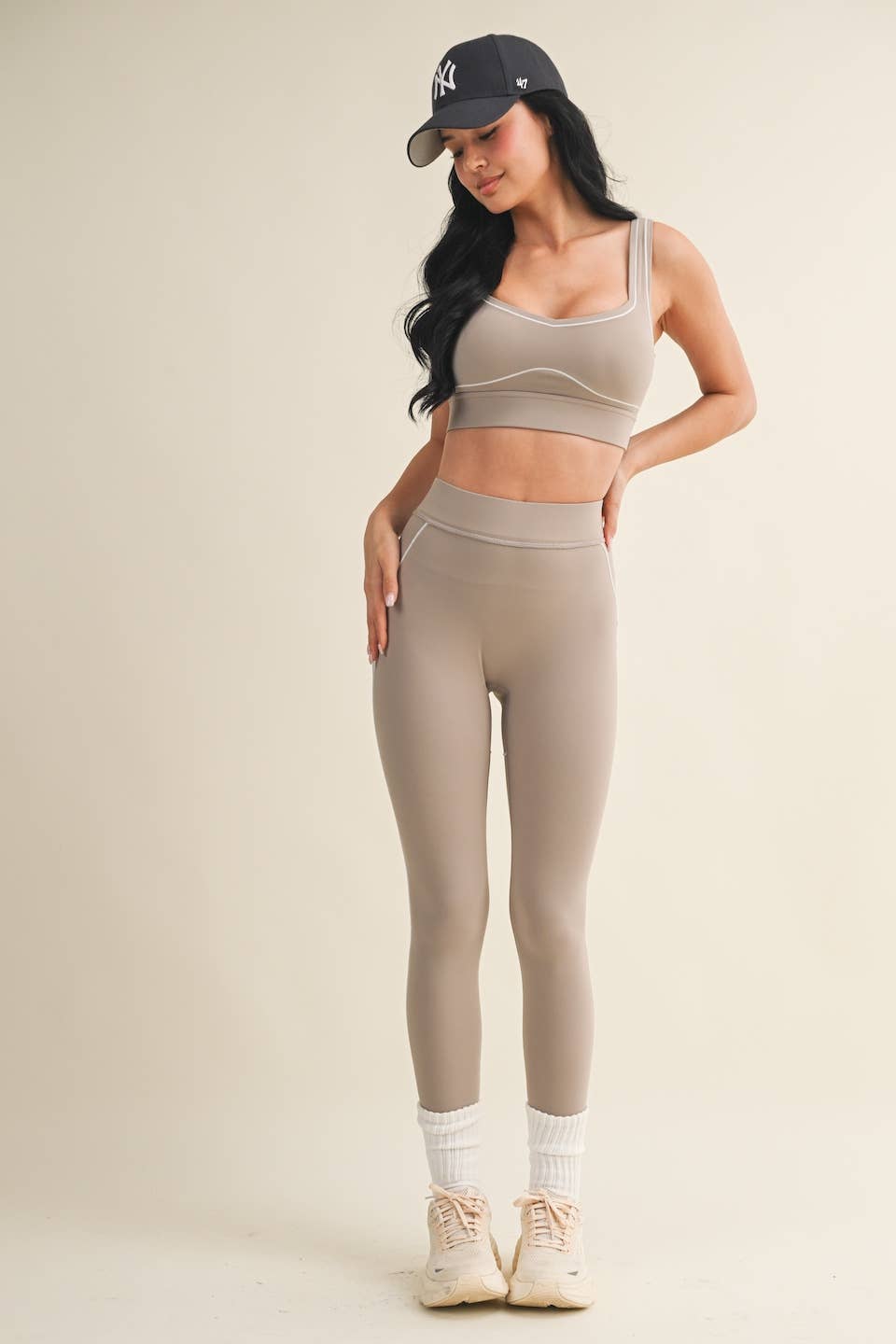 Contrast Trim Sports Bra | Black
