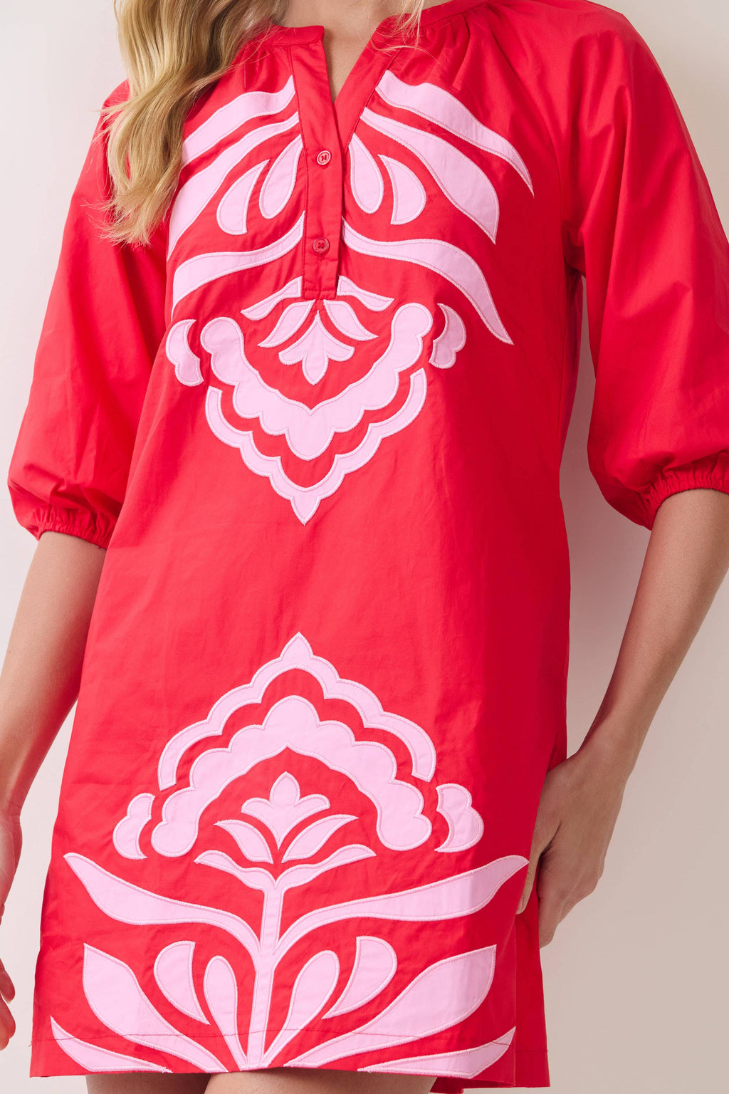 Red Contrast Appliqué Shift Mini Dress