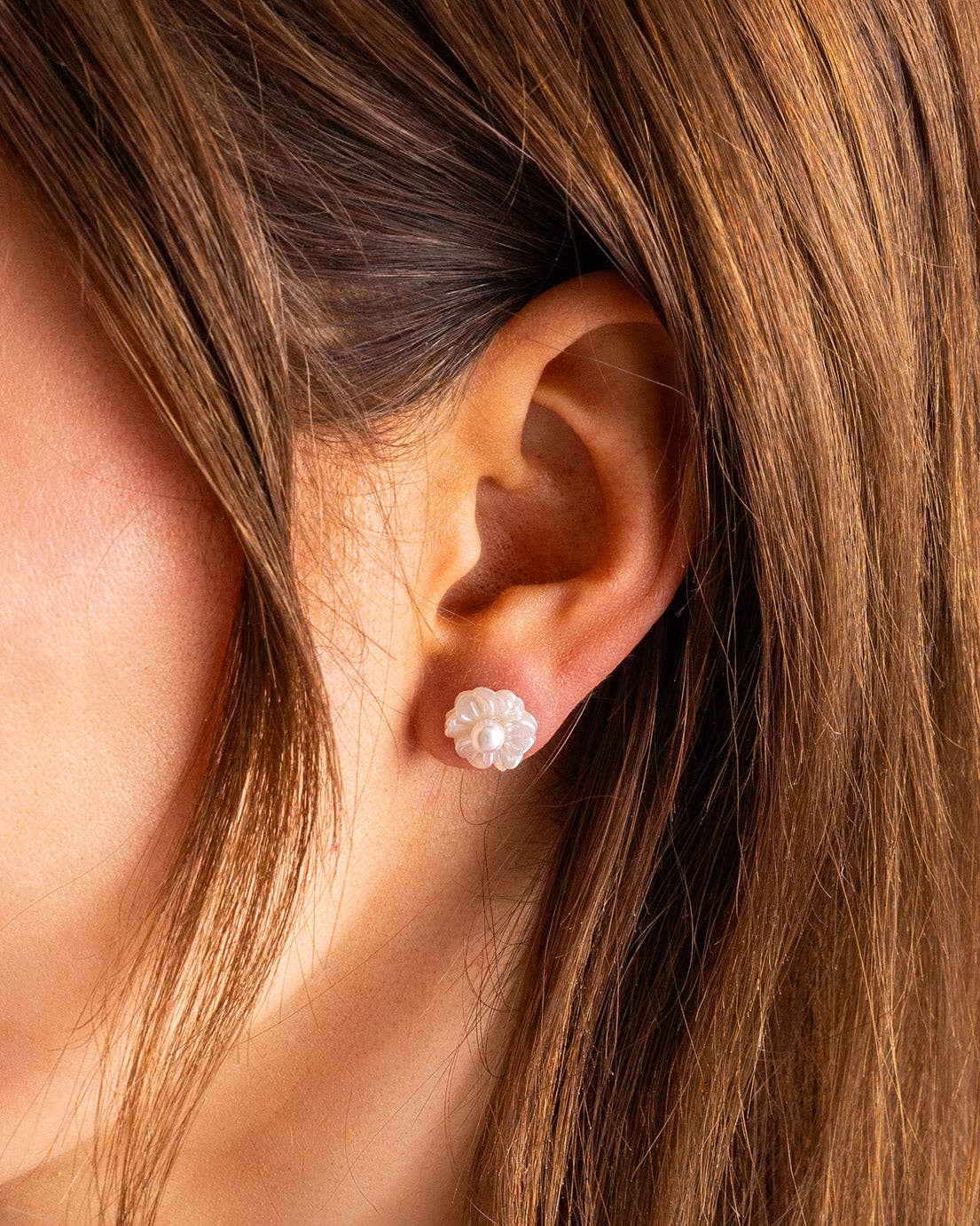 Amelia Pearl Flower Stud Earrings