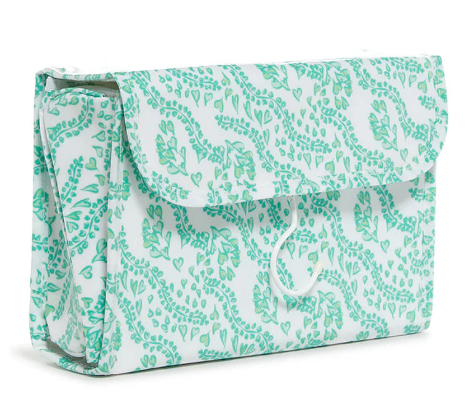 Luxe Gloss All Heart Green Hanging Toiletry Case