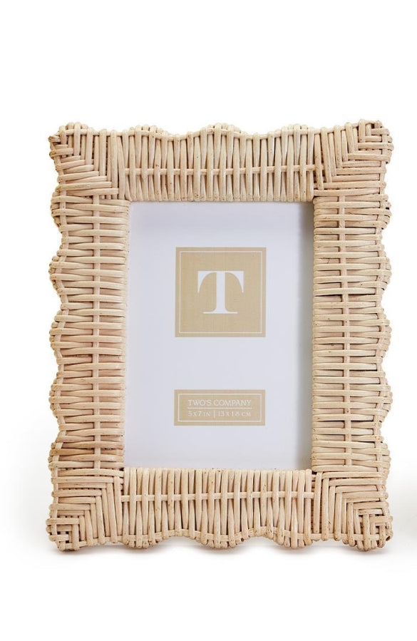 Wicker Weave Scalloped 4X6 Frame