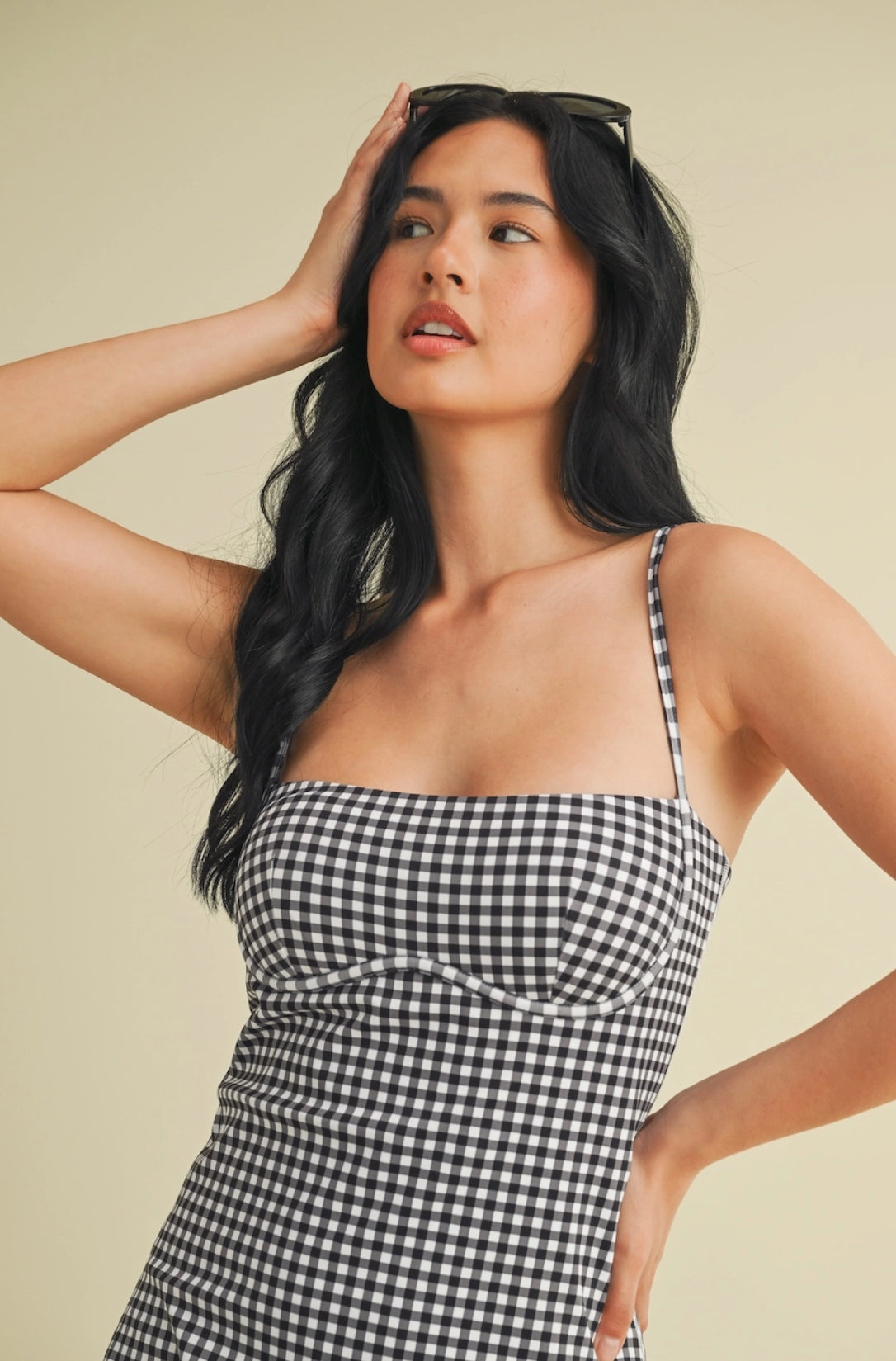 Gingham Print Sweetheart Dress: Black Gingham