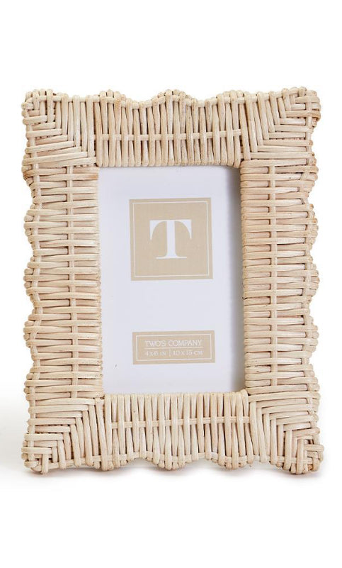 Wicker Weave Scalloped 5x7 Frame