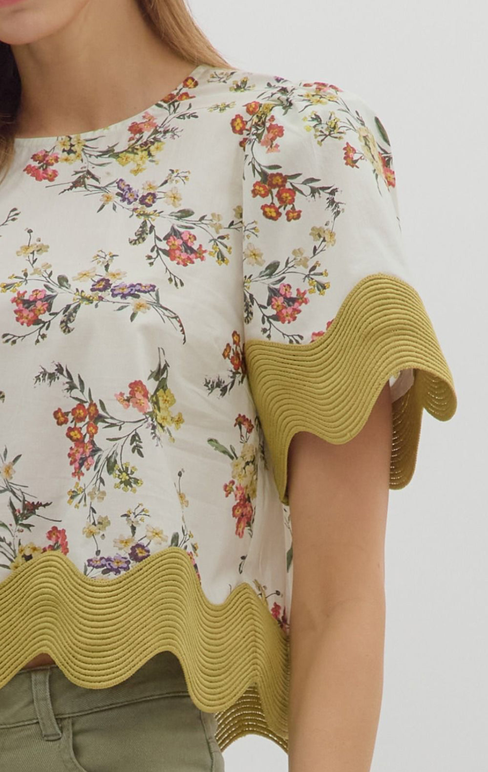 Floral Print Short Sleeve Trim Top : ENTRO