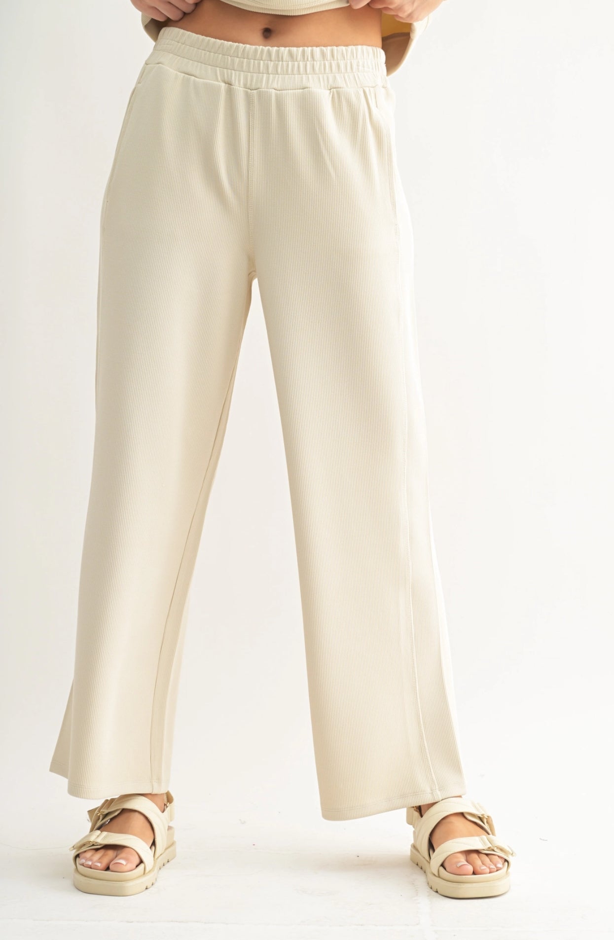Luxe Sand Wash Rib Wide-Leg Pant
