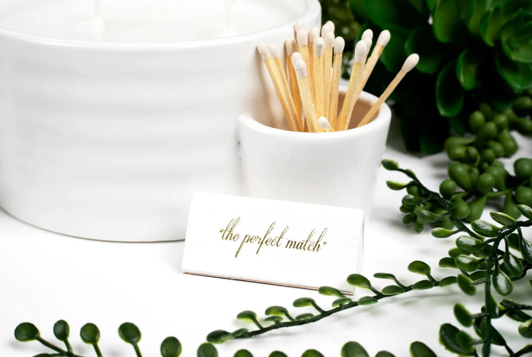 Thomas Blonde The Perfect Match Candle and Match Set
