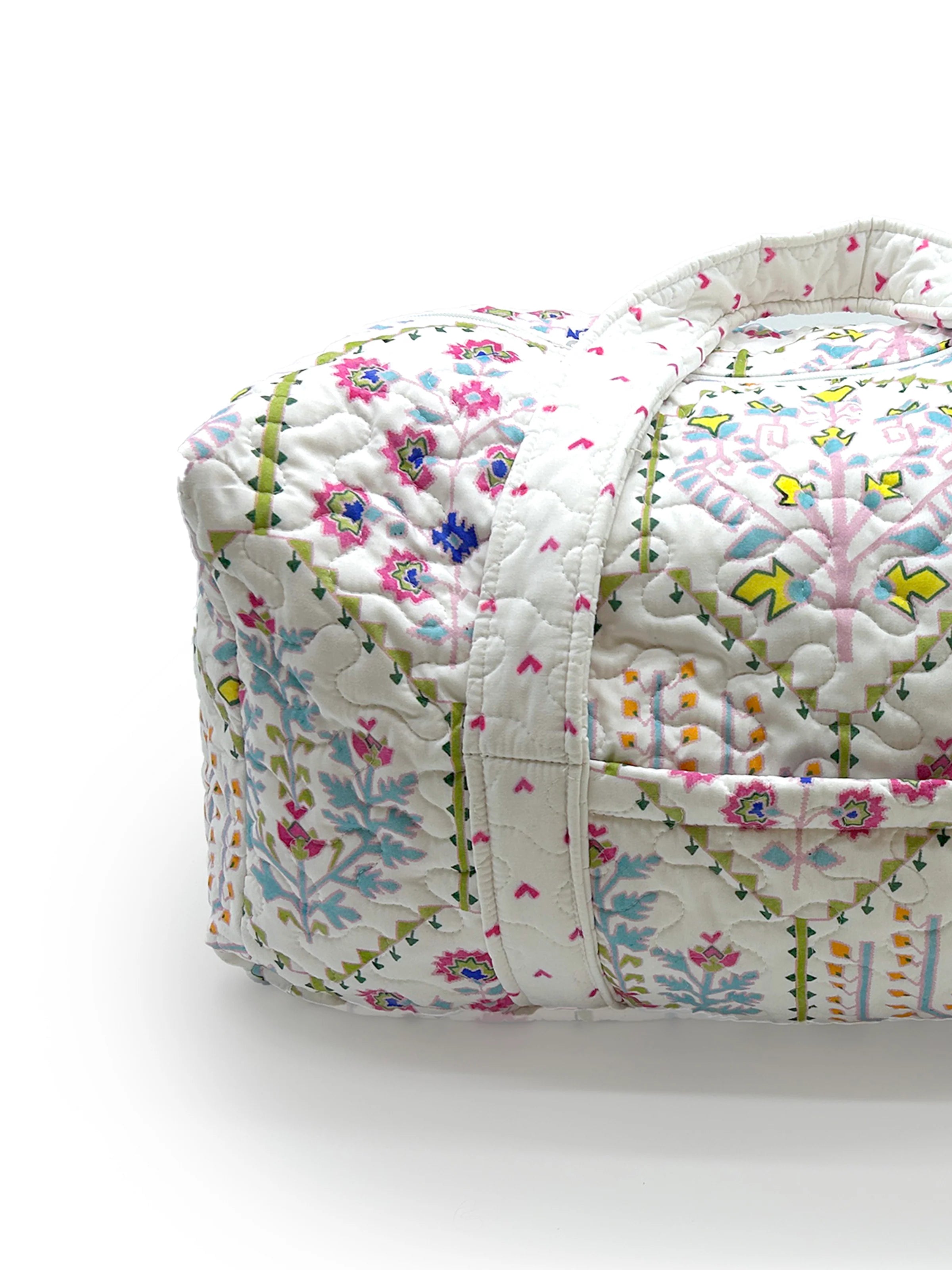 Tavi White Quilted Duffle Bag  | Ida Mae Home
