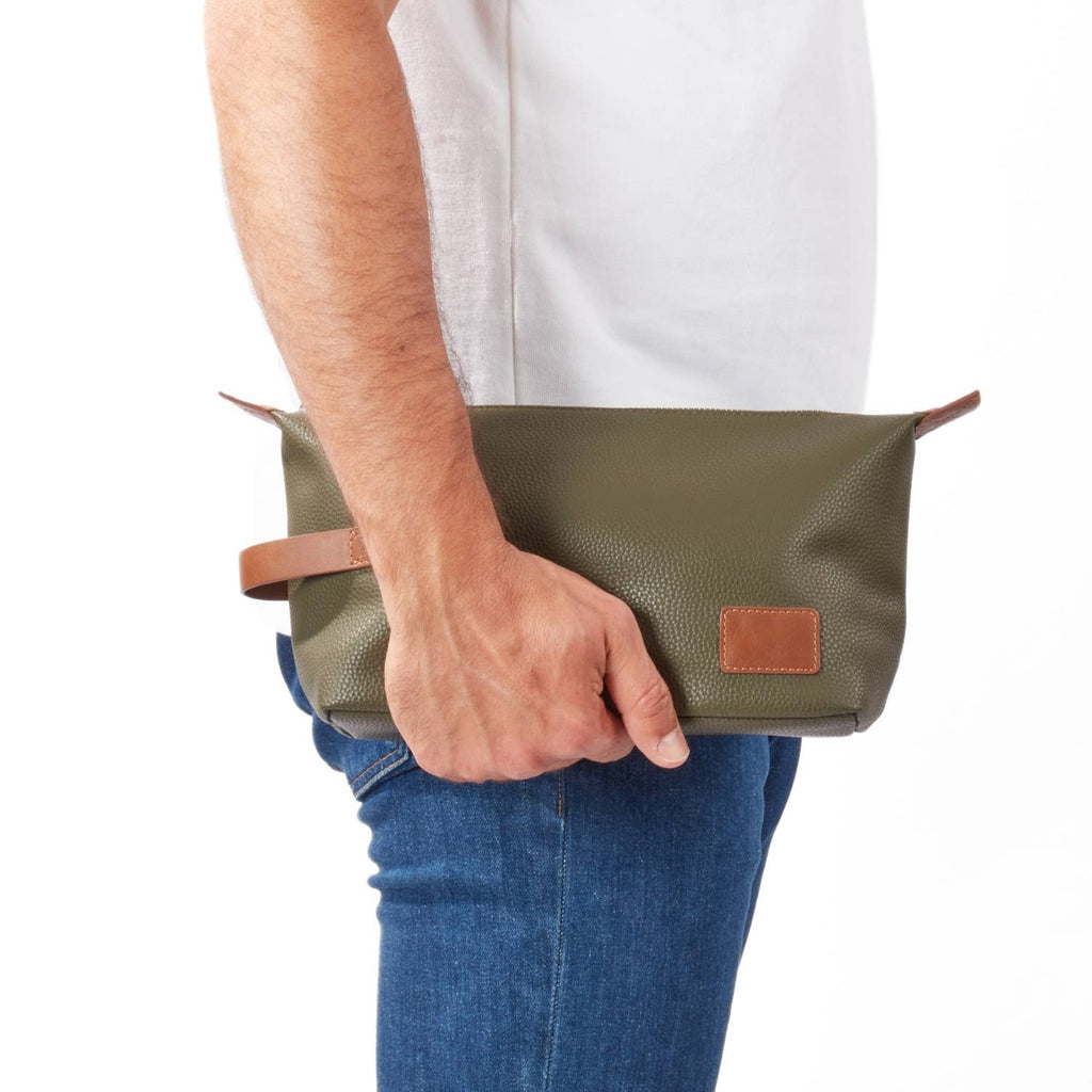 Vienna Toiletry Bag: Green