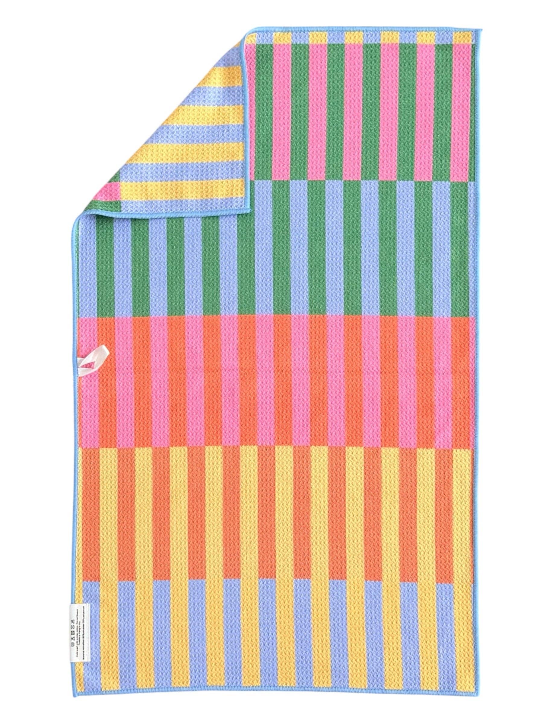 Good Vibes Only: Double-Sided Hand Towel: Multicolor / Hand Towel (17 in x 27 in)
