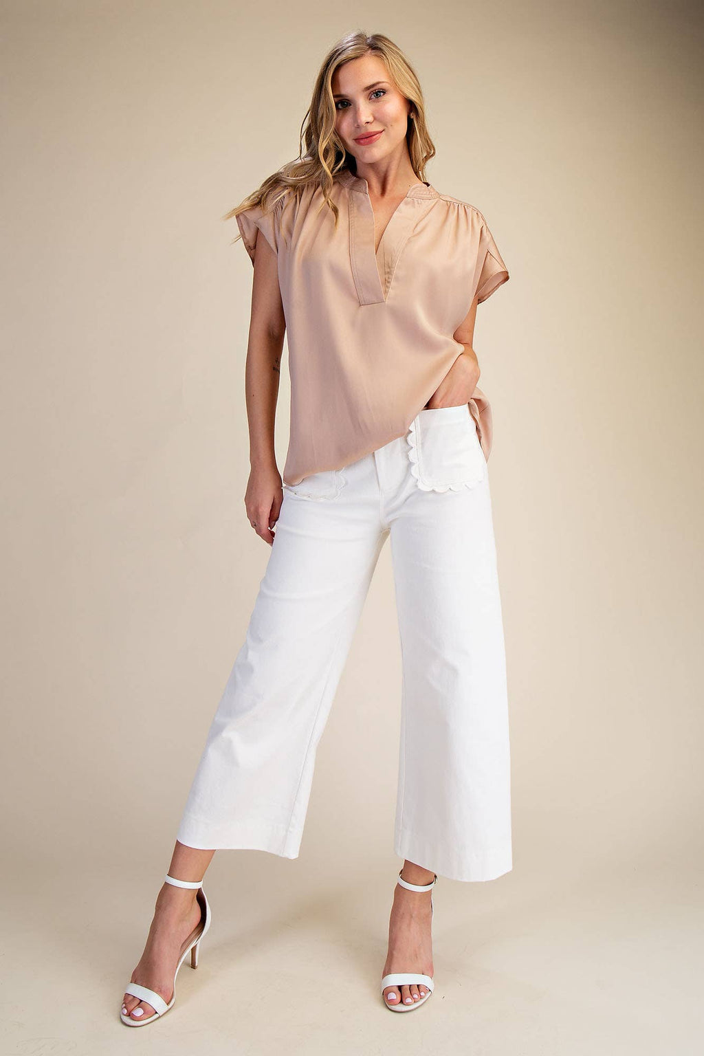 Colette Wide-Leg Scallop Pocket Pants | White