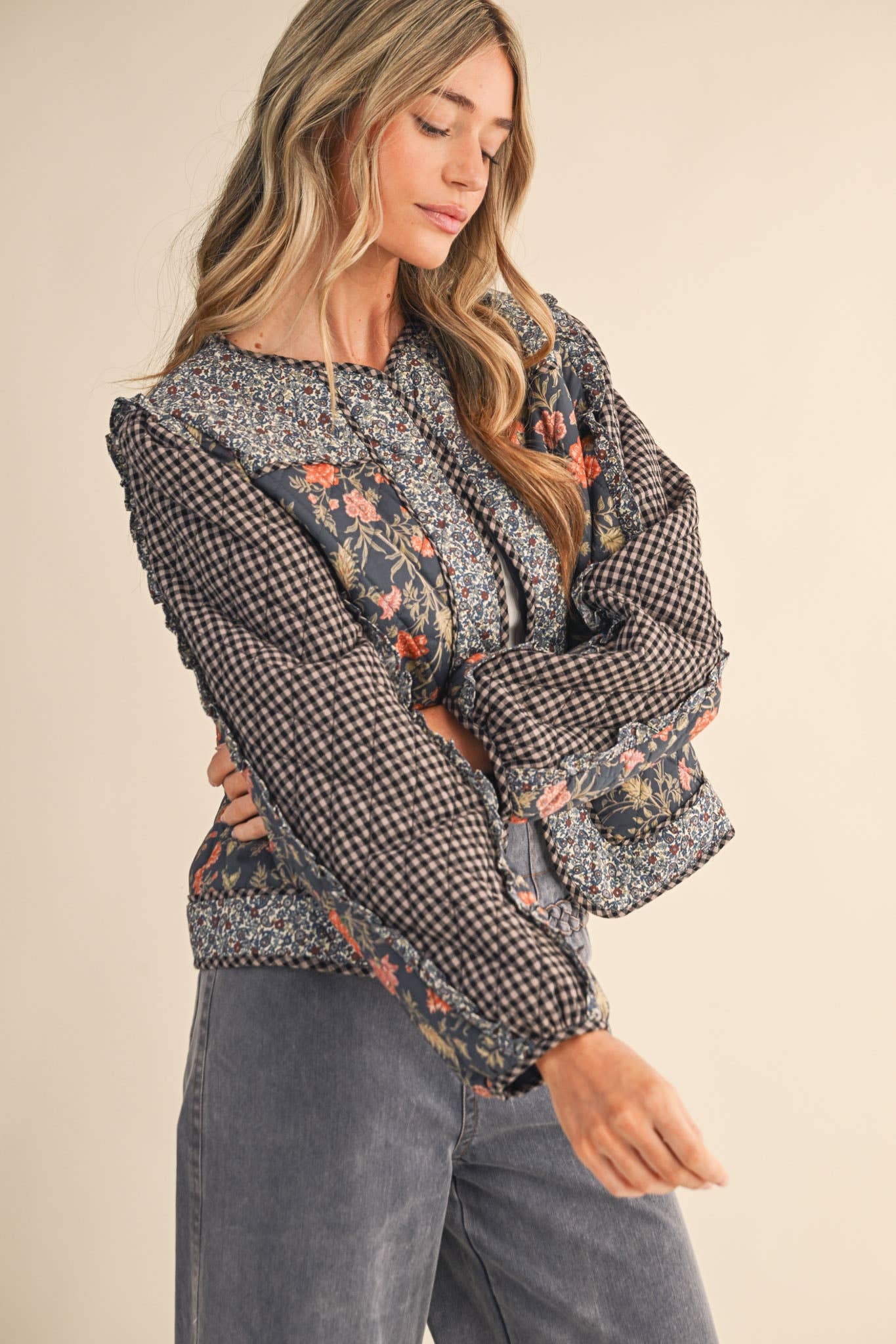 BURGUNDY MIXED PRINT QUILTED JACKET WITH RUFFLE TRIM