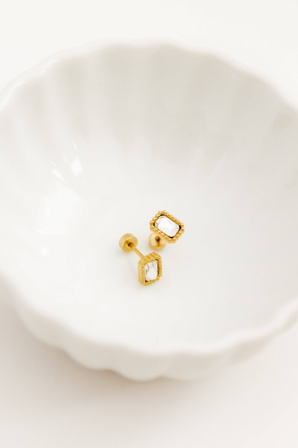 Madison Screwback Stud Earrings