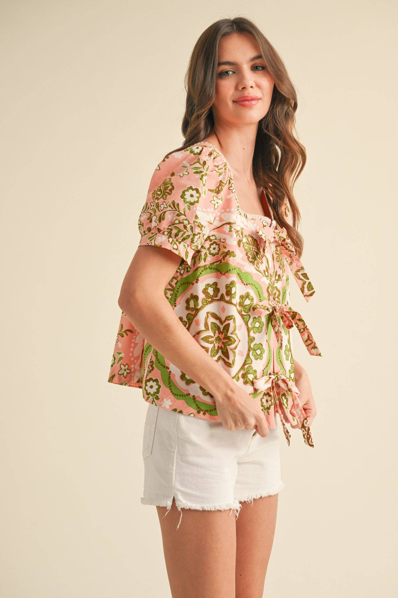 MEDALLION PRINT TIE FRONT PUFF SLEEVE TOP