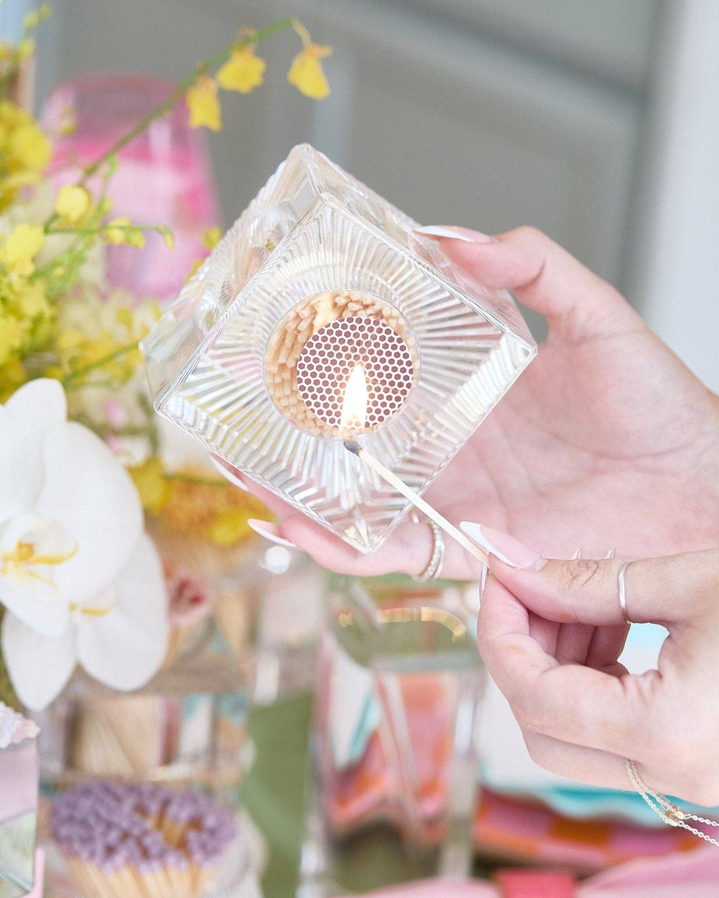 Square Match Striker | Confetti Matches